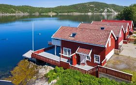 Flott Sjohus Rett Ved Saltstraumen
